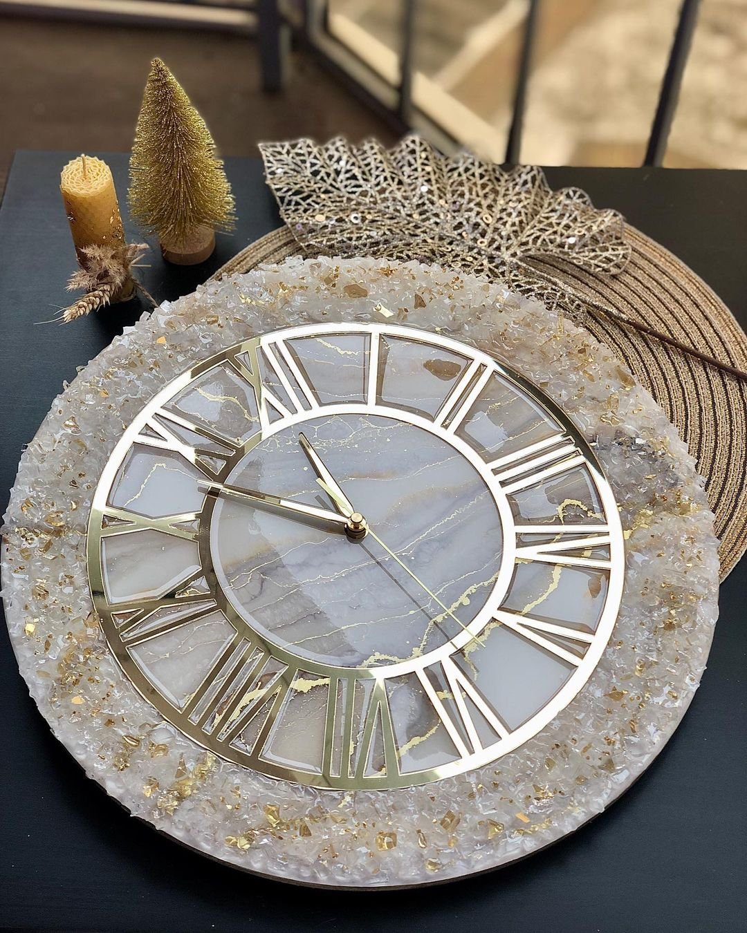 1698473696547_08ccedde-30d6-4ec6-bd6f-4357b5800937.jpg Cream Stone With Gold Flames Resin Large Wall Clock (27 Inches) - Image 1