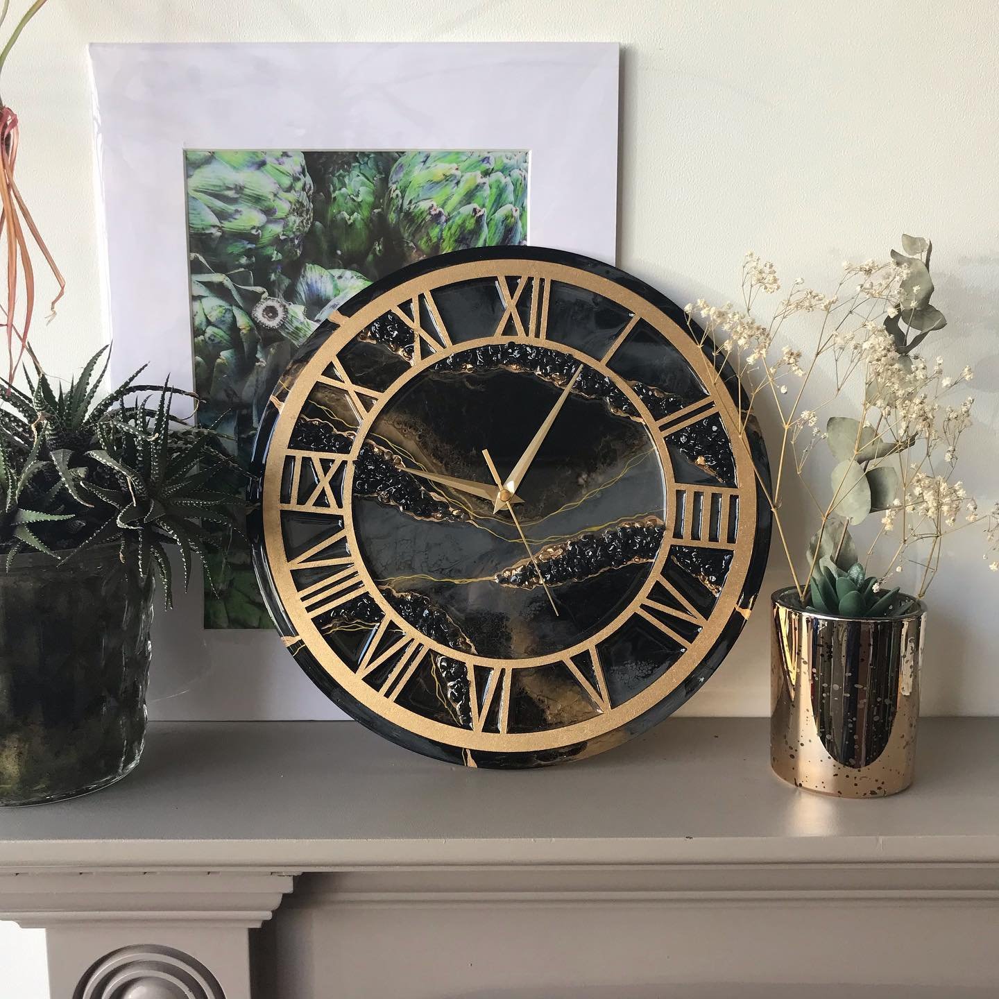 ShinyBlackWithGoldenFrame_1.jpg Shiny Black With Golden Frame Resin Large Wall Clock (27 Inches) - Image 1