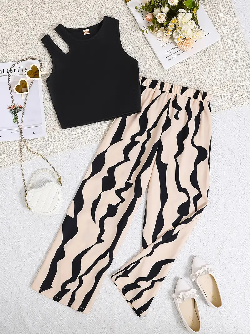 5b33ef1c-929e-4cee-a228-4be7076211ba.png Ralphdavinci Girls Black Crop Top with Beige & Black Printed Wide Pants - Image 1